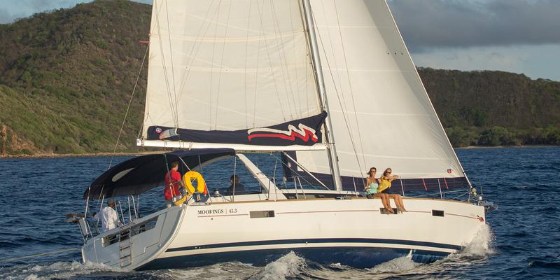 Book yachts online - sailboat - Moorings 453 - Moorings 453 (2016) - rent