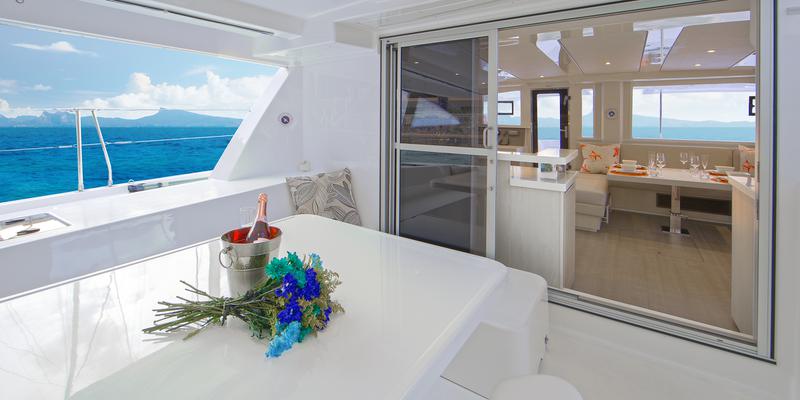 Book yachts online - catamaran - Moorings 4800 - Moorings 4800 (2016) - rent