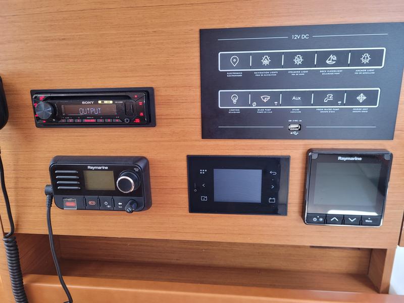 Book yachts online - sailboat - Sun Odyssey 490 (10) - ADEMARE - rent