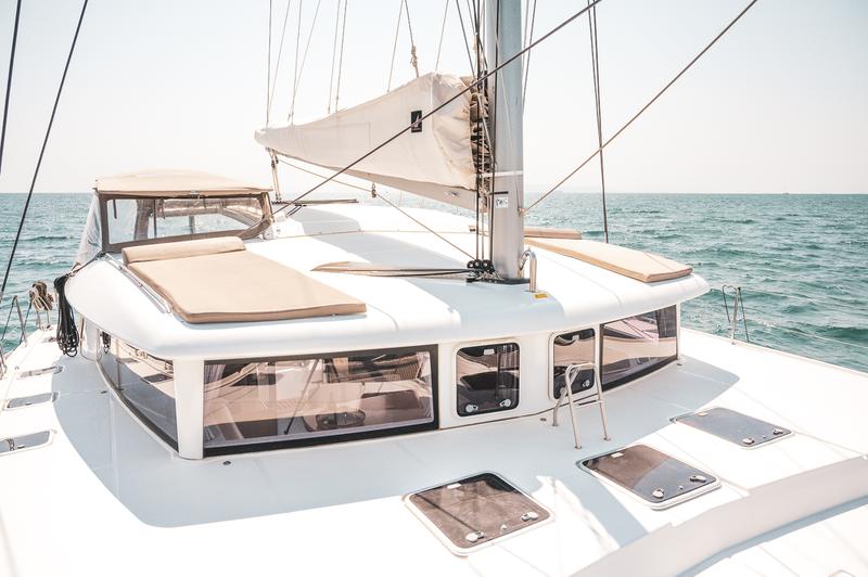 Book yachts online - catamaran - Lagoon 421 - Enjoy - rent