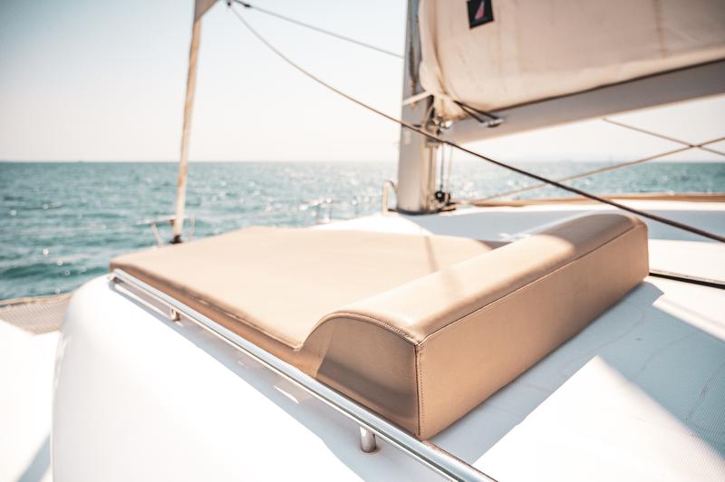 Book yachts online - catamaran - Lagoon 421 - Enjoy - rent