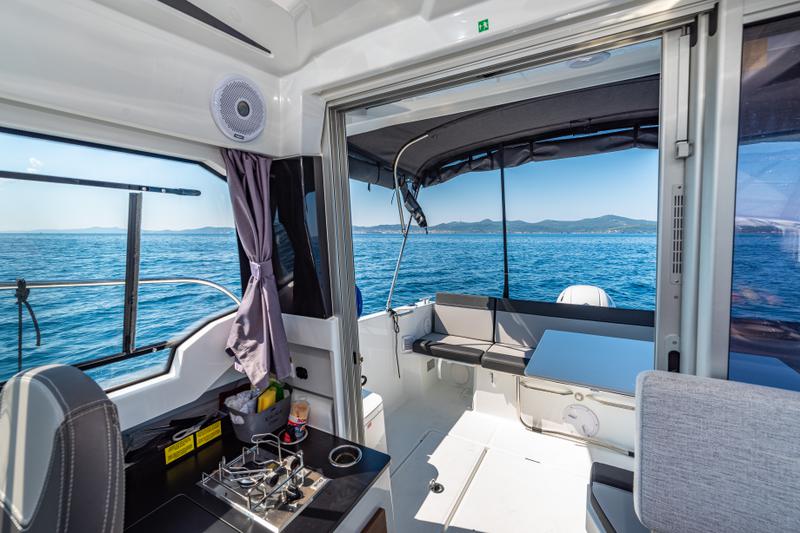 Book yachts online - motorboat - Merry Fisher 795 - Klapa - rent
