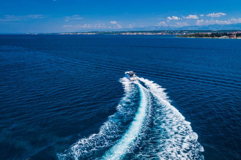 Book yachts online - motorboat - Merry Fisher 795 - Klapa - rent