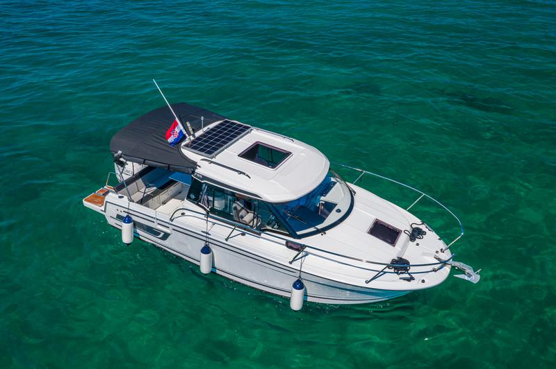 Book yachts online - motorboat - Merry Fisher 795 - Klapa - rent