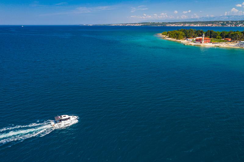 Book yachts online - motorboat - Merry Fisher 795 - Klapa - rent