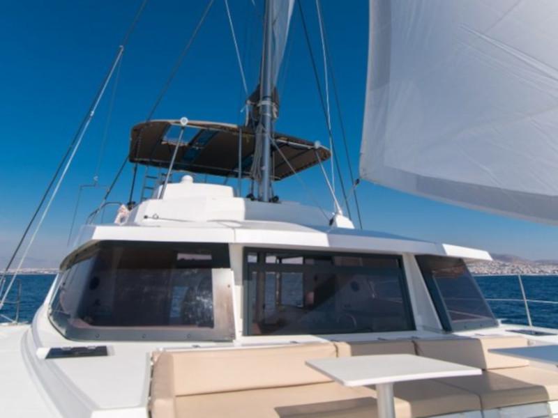 Book yachts online - catamaran - Bali 4.3 - Alina - rent