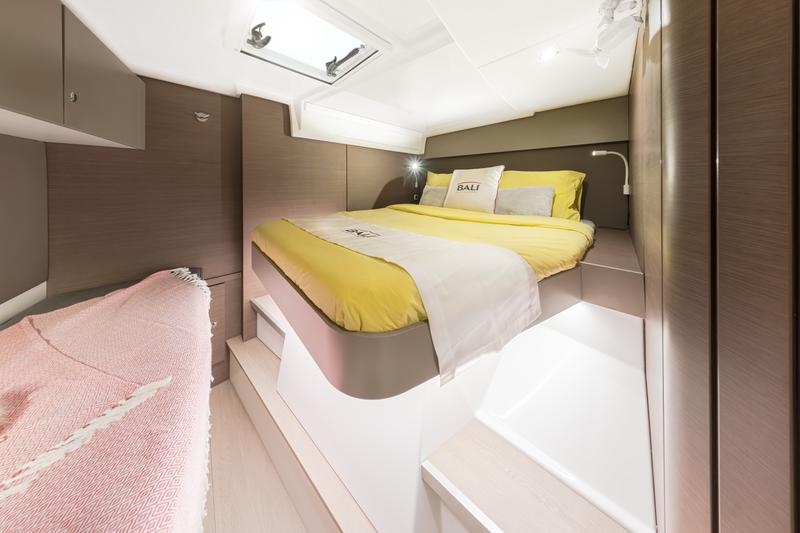 Book yachts online - catamaran - Bali Catspace SOMNIS - Somnis - rent