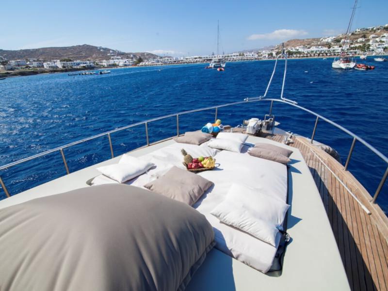 Book yachts online - motorboat - Maiora Fly 58ft - Afroditi - rent