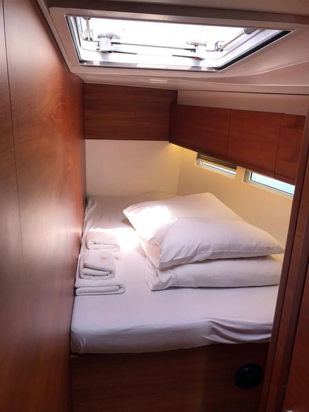 Book yachts online - sailboat - More 55 - LADY NOR - rent