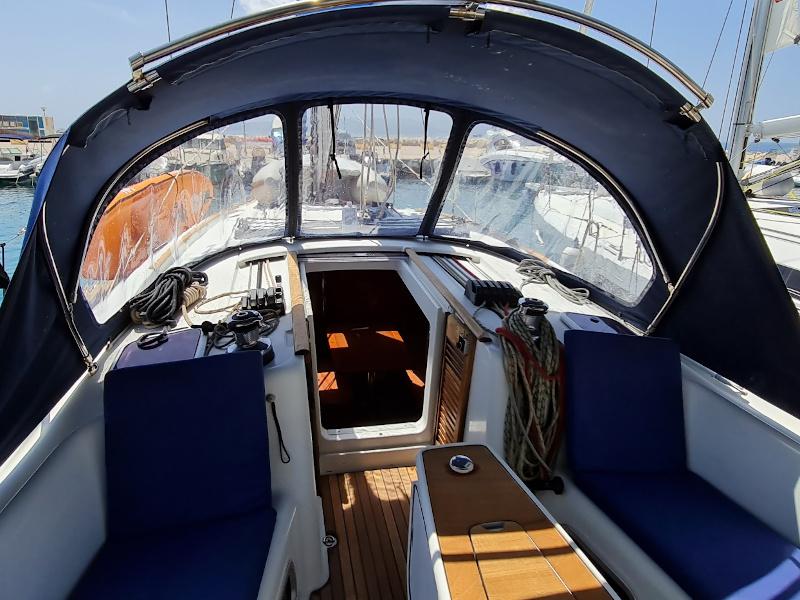 Book yachts online - sailboat - Oceanis 43 - BLACK SHEEP - rent