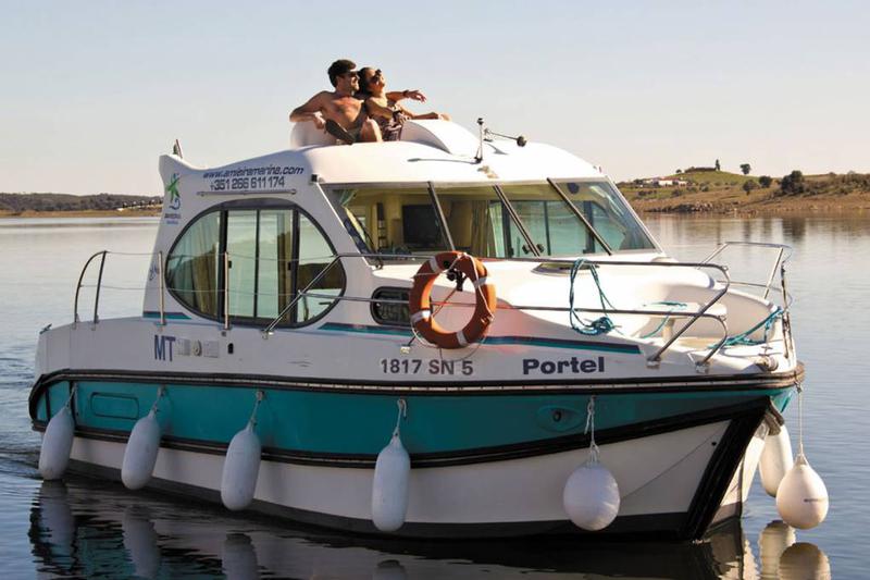 Book yachts online - motorboat - Estivale Duo - ILE DE FRANCE FR - rent