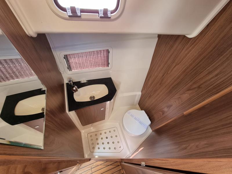 Book yachts online - motorboat - Balt 918 Titanium - Wanderer - rent