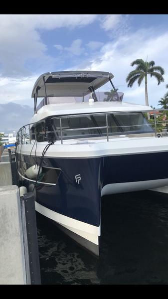 Book yachts online - powercatamaran - MY 44 - Celtic Star - rent