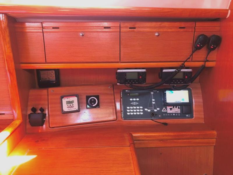 Book yachts online - sailboat - Bavaria 40 - Juliana - Bavaria 40 Cruiser - rent