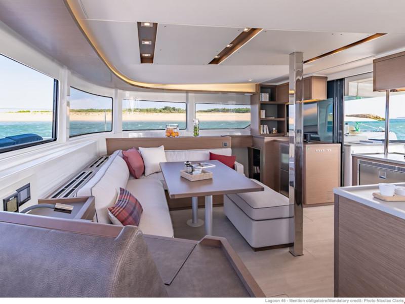 Book yachts online - catamaran - Lagoon 46 (2022) equipped with a/c (salon + cabins), generator, ice maker, 2x SUP - ACTIVE CRUISES - rent