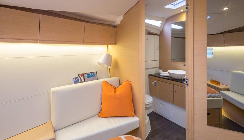 Book yachts online - sailboat - Jeanneau 54 - no name 2 - BLUE HULL, AC+GEN., UNDERWATER LIGHTS - rent