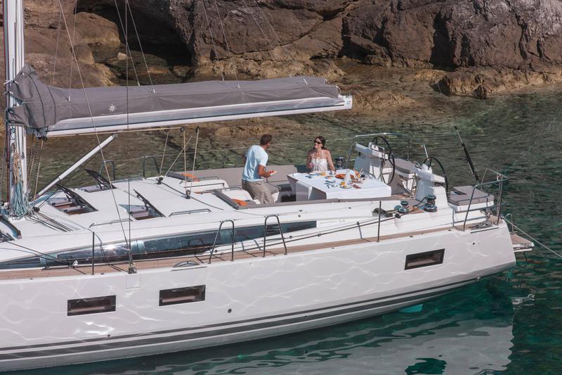 Book yachts online - sailboat - Jeanneau 54 - no name 1 - BLUE HULL, AC+GEN., UNDERWATER LIGHTS - rent