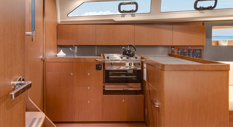 Book yachts online - sailboat - Oceanis 41.1 - CY-3 (REFIT 2021) - rent