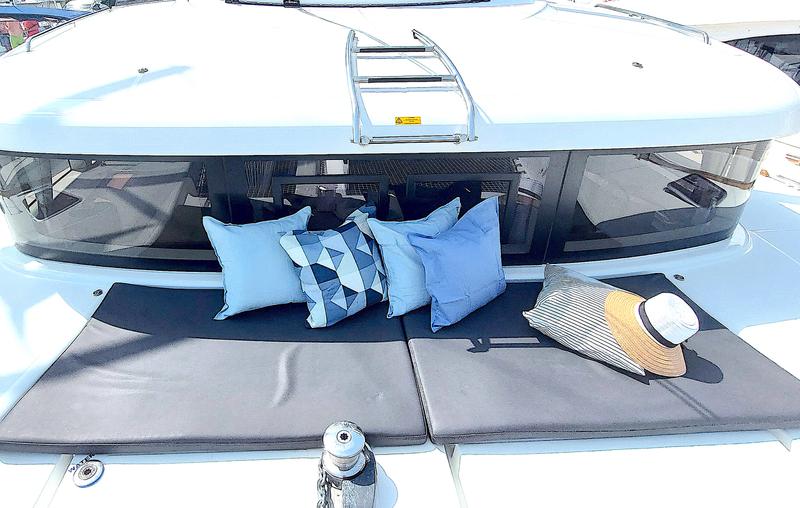 Book yachts online - catamaran - Lagoon 40 - CY-2 (Generator, A/C, Watermaker, Premium Amenities) - rent