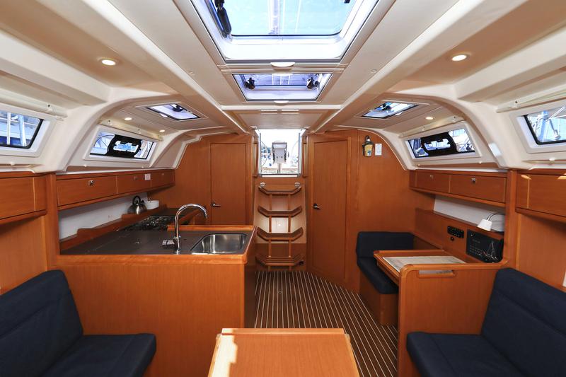 Book yachts online - sailboat - Bavaria Cruiser 37 (2) - Spagi &amp; Lidi - rent