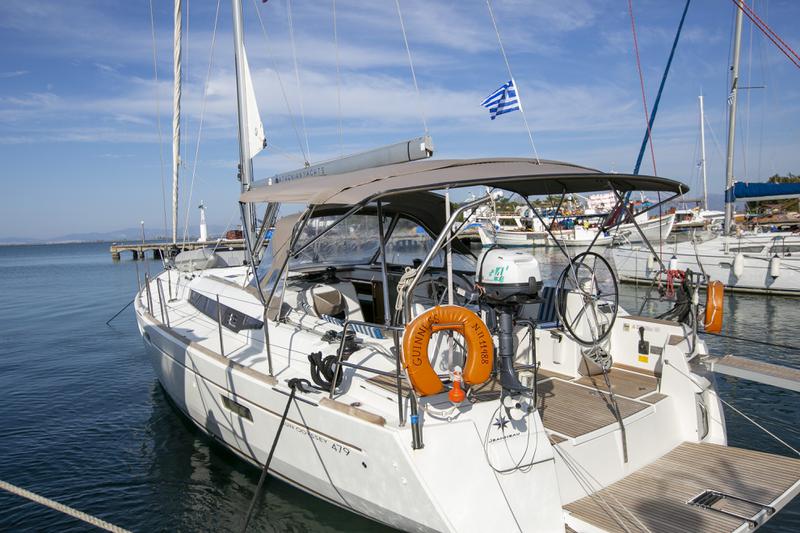 Book yachts online - sailboat - Sun Odyssey 479 - GUINNESS - rent