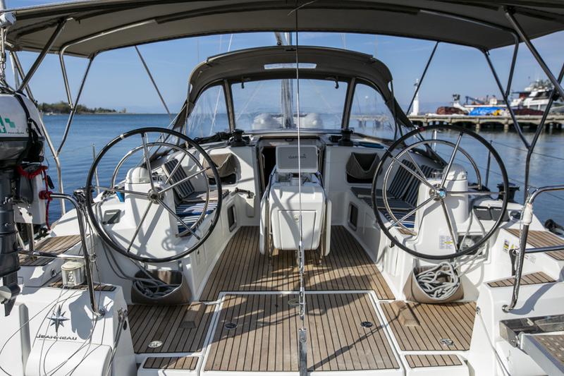 Book yachts online - sailboat - Sun Odyssey 479 - GUINNESS - rent