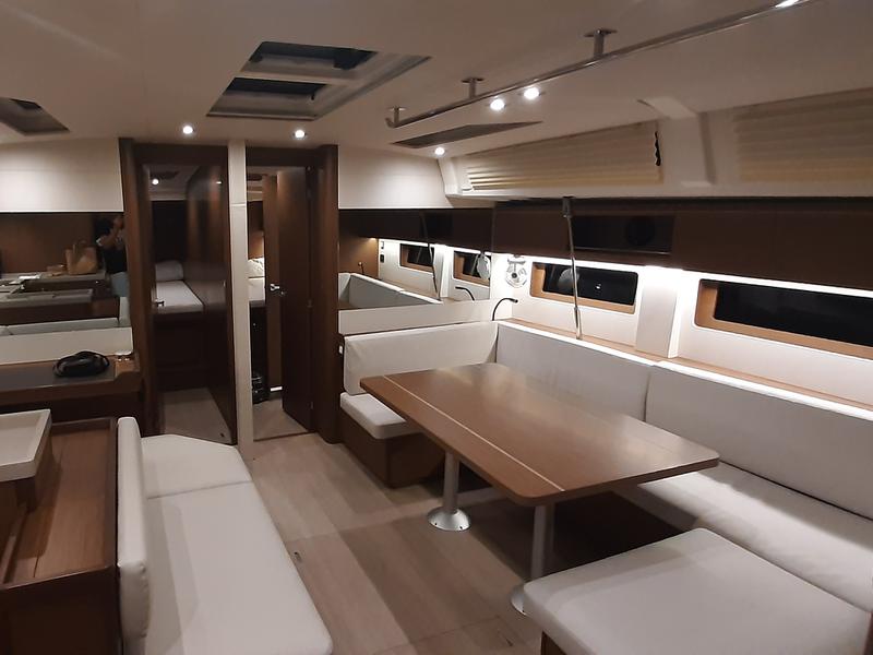 Book yachts online - sailboat - Oceanis 51.1 - RETSINA (5 + 1 cab.) (generator, air condition)  - rent