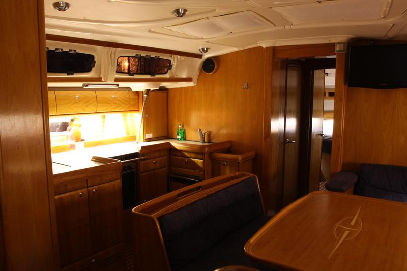 Book yachts online - sailboat - Bavaria 46 Cruiser - Bavaria 46 cruiser 2008 - rent