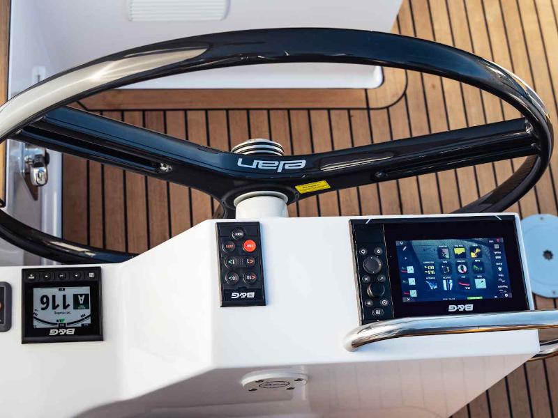Book yachts online - sailboat - Elan Impression 40.1 - Olelole - rent