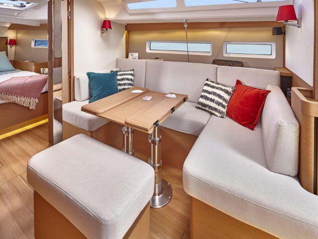 Book yachts online - sailboat - Sun Odyssey 440 - Summer Salt - rent