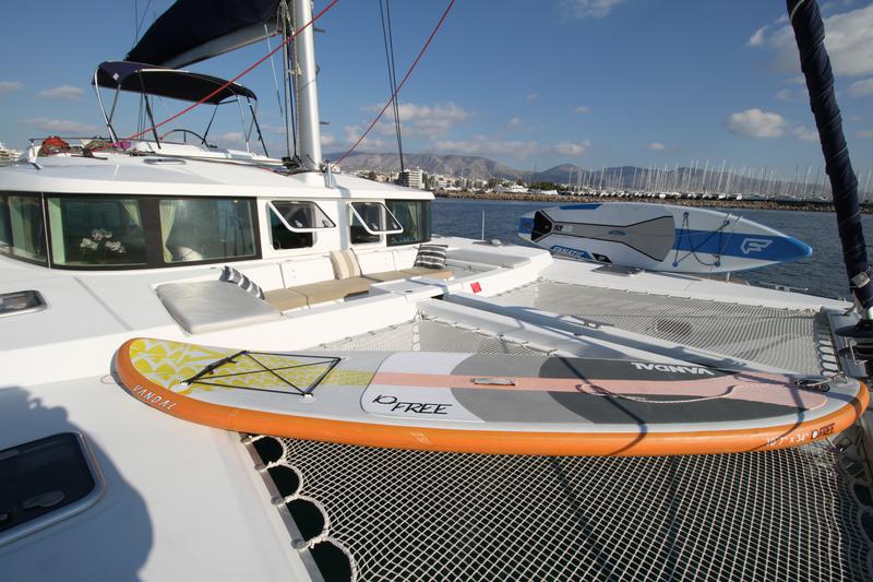 Book yachts online - catamaran - Lagoon 440 - Casino (A/C) - (A/C - Generator - Refit 2021) - rent