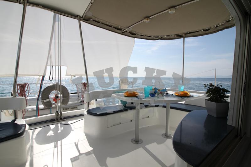 Book yachts online - catamaran - Lavezzi 40 - Lucky Bet - Refit 2019 - rent