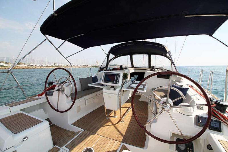 Book yachts online - sailboat - Sun Odyssey 439 - Lucky 7 - Refit 2021 - rent