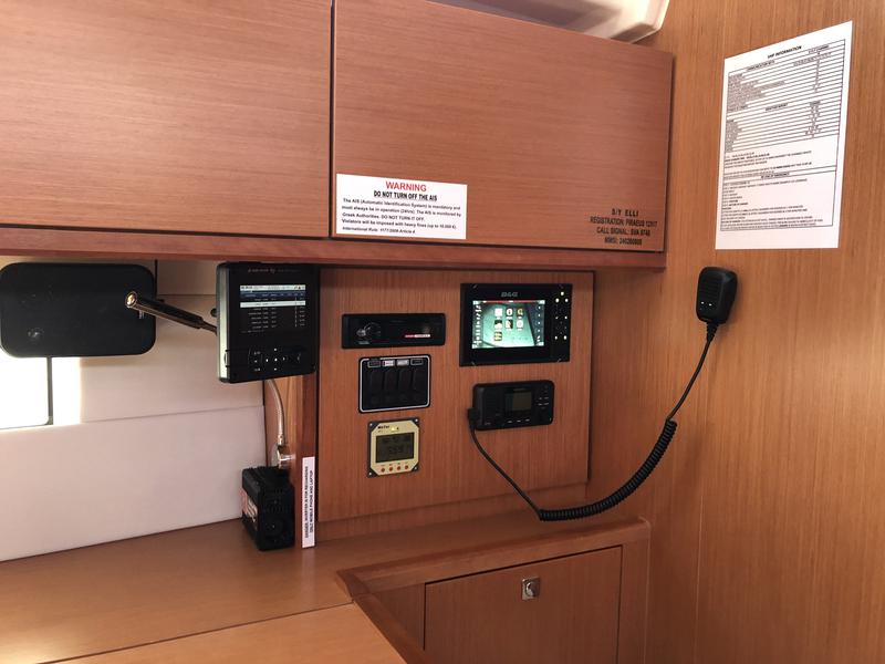 Book yachts online - sailboat - Bavaria C50 - S/Y Elli - rent