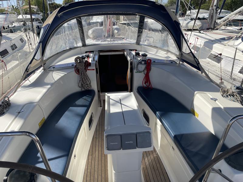 Book yachts online - sailboat - Bavaria 40 Cruiser - S/Y Philomila - rent