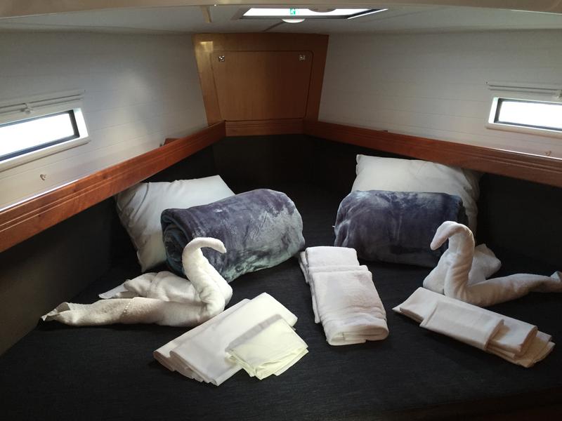 Book yachts online - sailboat - Bavaria Cruiser 41 - S/Y Yvonne - rent
