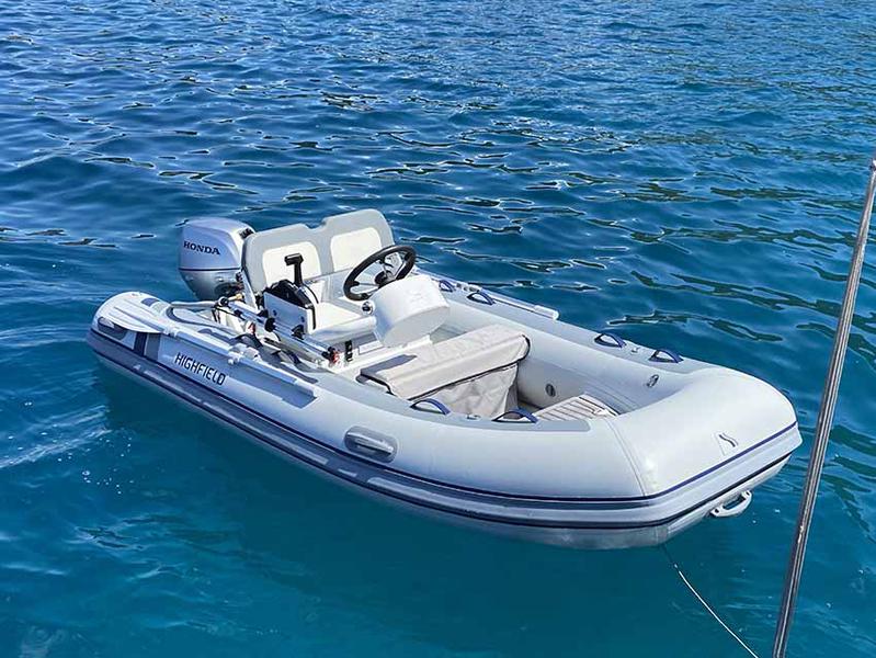 Book yachts online - catamaran - Lagoon 46 - Franci - rent