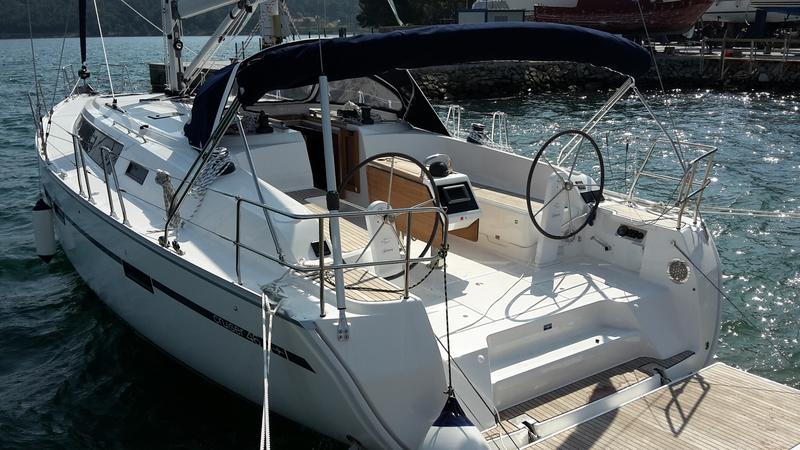 Book yachts online - sailboat - Bavaria Cruiser 46 - Katina - rent