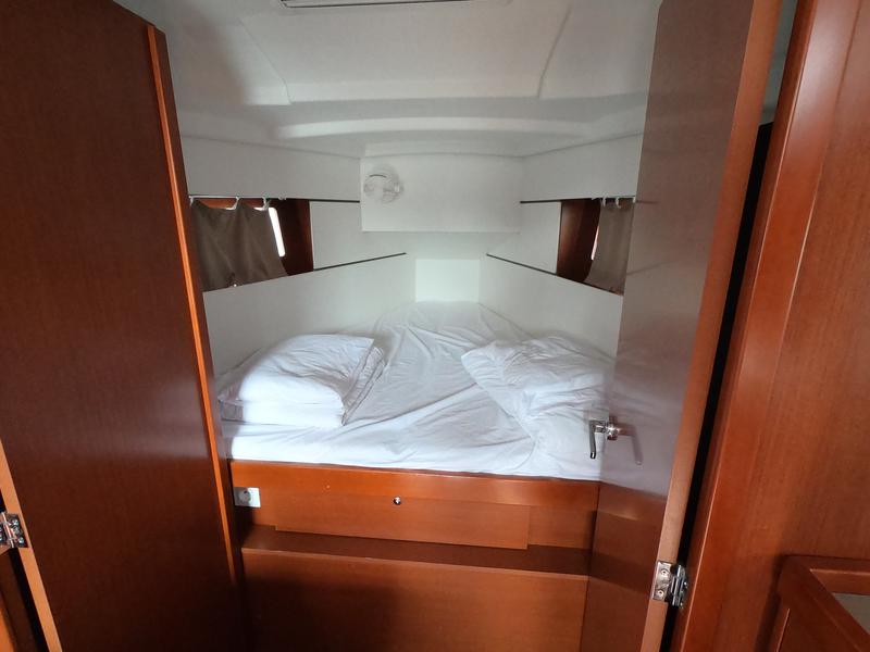Book yachts online - sailboat - Oceanis 35.1 - Abeona - rent