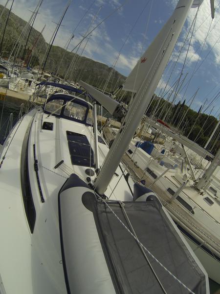 Book yachts online - sailboat - Bavaria Cruiser 37 - Dora - rent