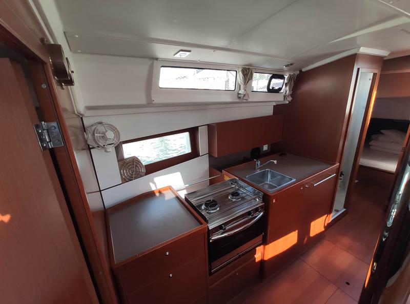 Book yachts online - sailboat - Oceanis 38.1 - Citrea - rent