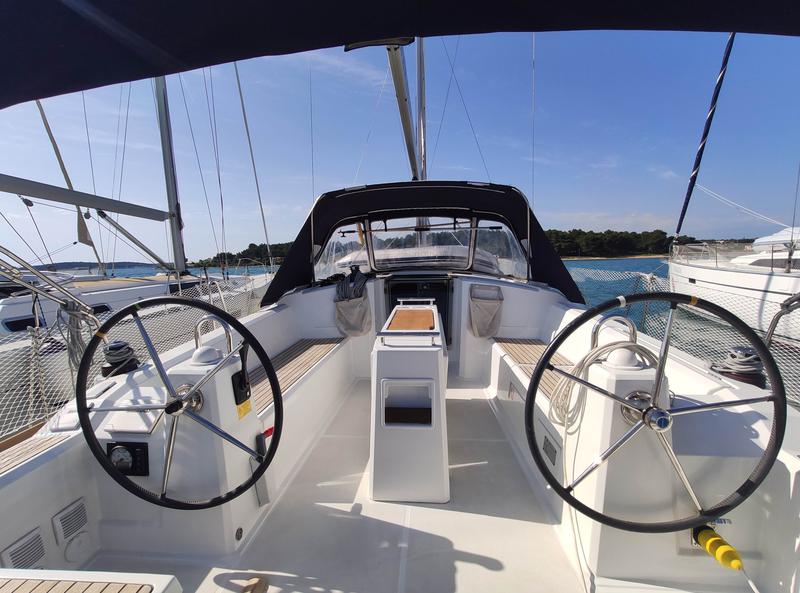 Book yachts online - sailboat - Oceanis 38.1 - Citrea - rent