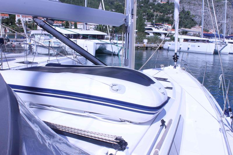 Book yachts online - sailboat - Dufour 430 Grand Large - Marlera - rent