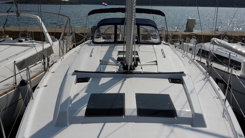 Book yachts online - sailboat - Hanse 505 - Figarola - rent
