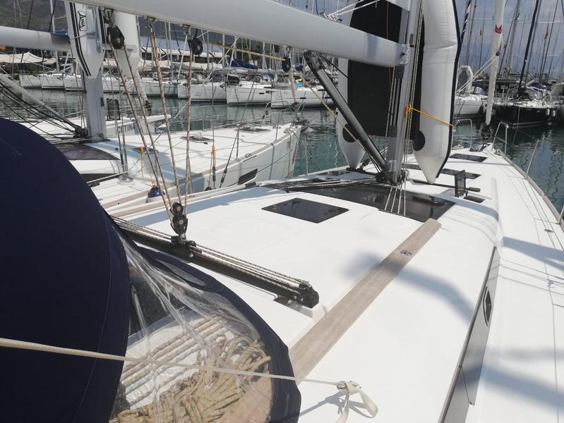 Book yachts online - sailboat - Dufour 460 Grand Large - Arba - rent