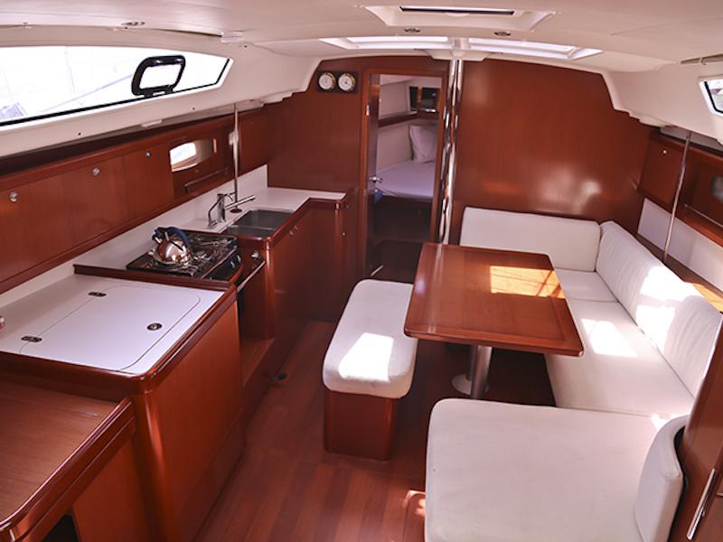 Book yachts online - sailboat - Oceanis 40 - Zynobia - rent