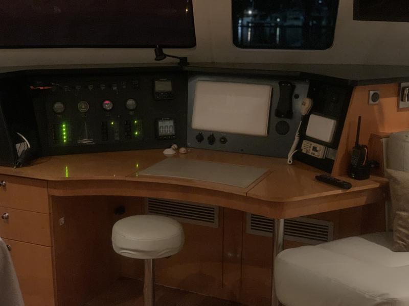 Book yachts online - catamaran - Eleuthera 60 - Nesi - rent