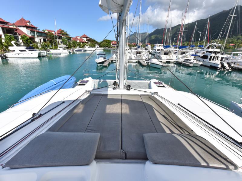 Book yachts online - catamaran - Lagoon 450 - Muzikal - rent