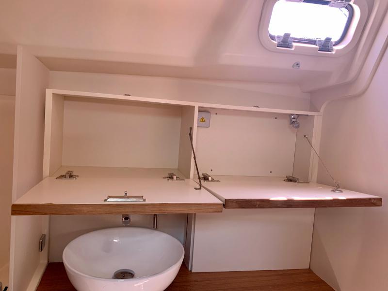 Book yachts online - sailboat - Hanse 445 - KAZHDY - rent