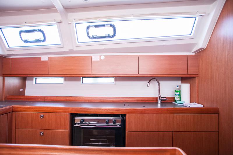 Book yachts online - sailboat - Bavaria Cruiser 46 - Set Point - rent